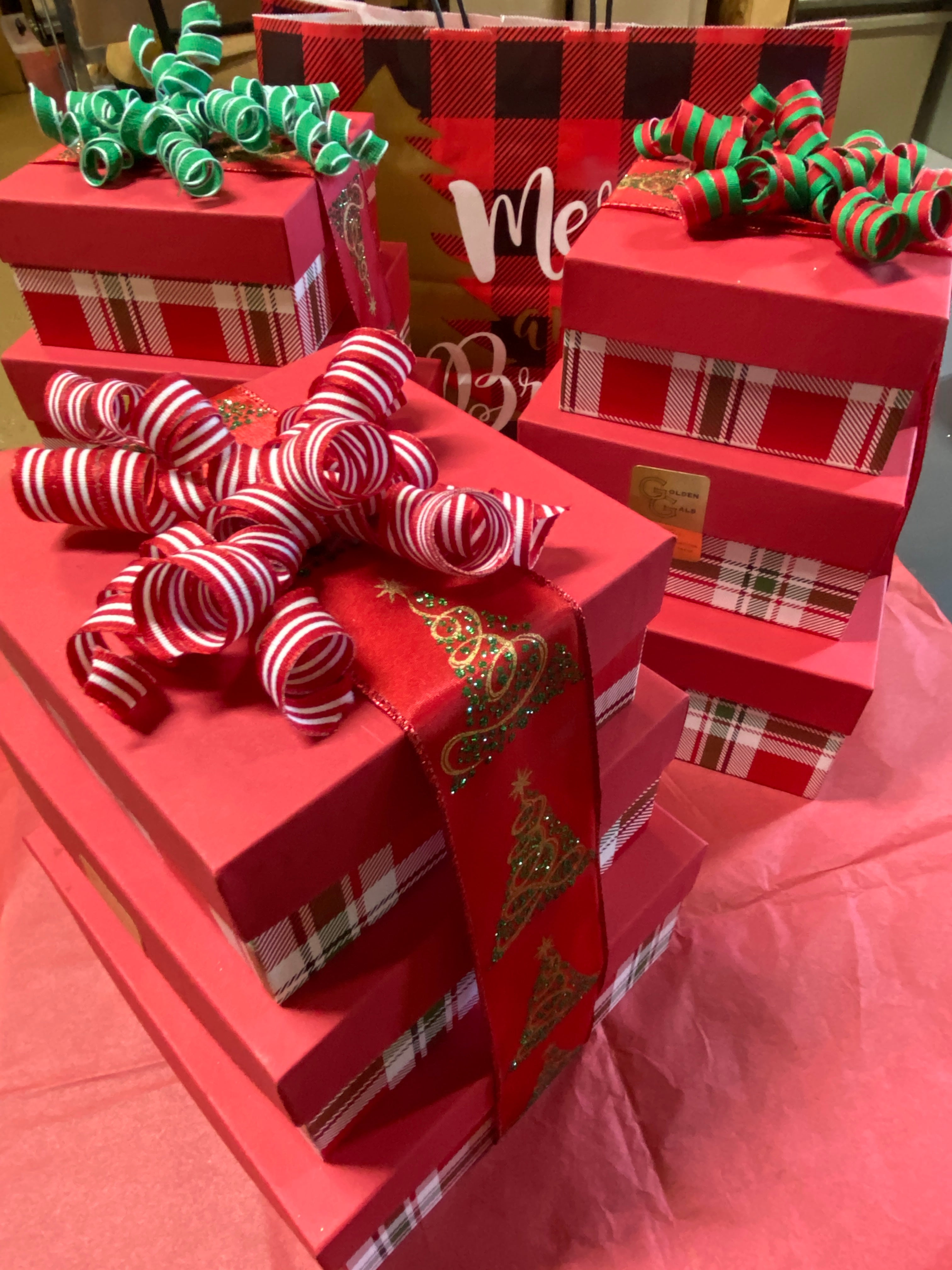 The Seasonal Shop Christmas Gift Boxes Set of 6 Petite Deluxe